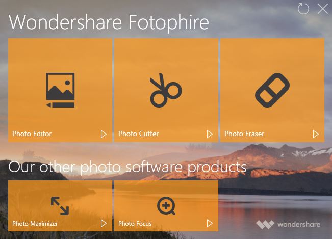 Make Your Own YouTube Background- Run the Fotophire Editing Toolkit